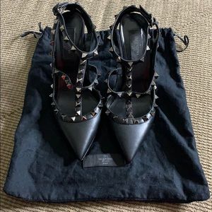 Valentino Garavani Pump